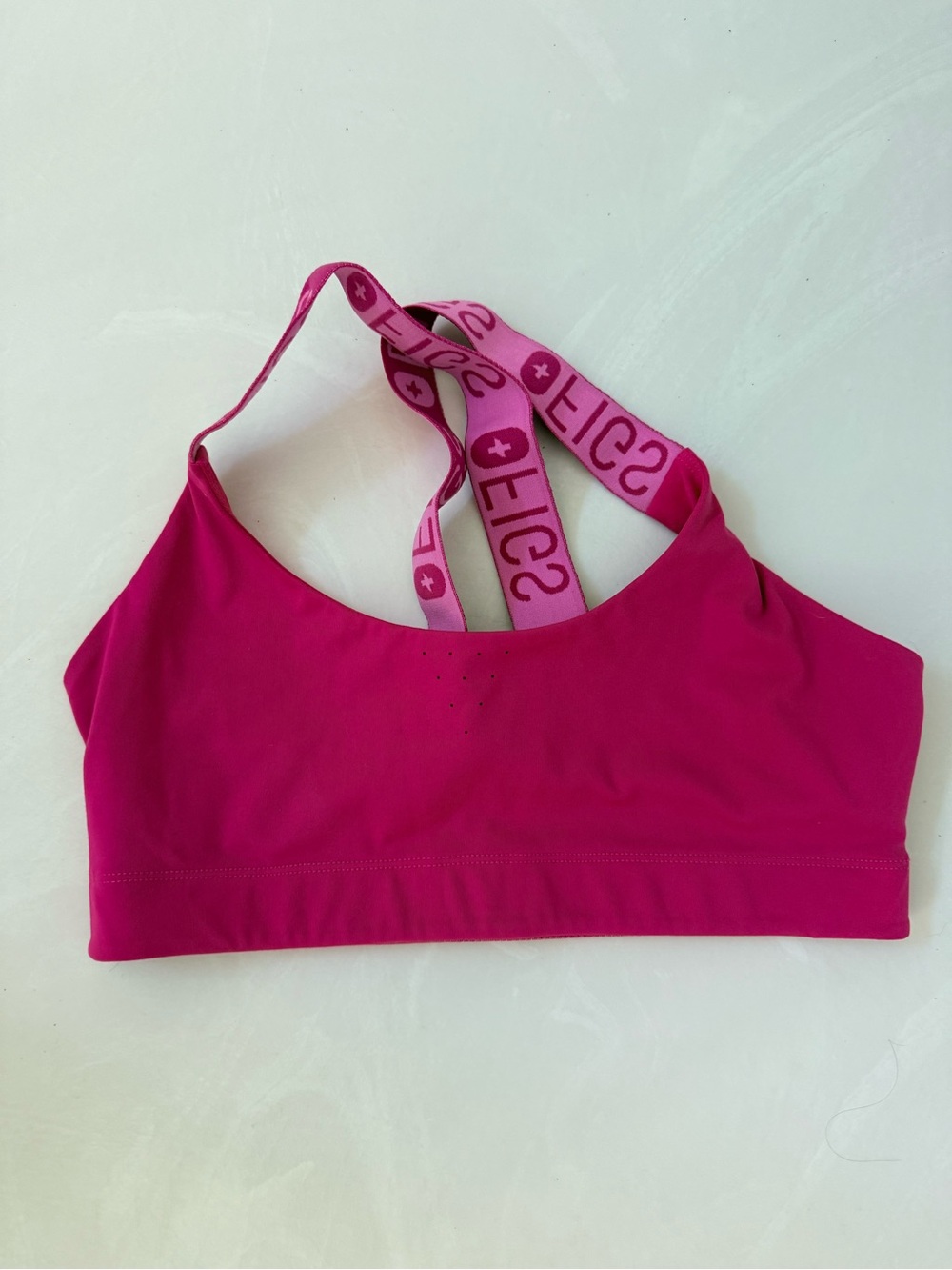 Figs Women's sports bra. Size small. Pink
